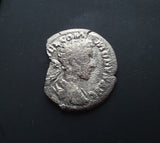 #K868# Roman silver denarius coin of Commodus from 178 AD