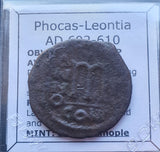 #L910# Byzantine Follis coin of Phocas-Leontia from 602-610 AD