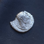 #N038# Roman silver denarius coin of Commodus from 187-188 AD