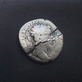 #o048# Roman silver denarius coin of Marcus Aurelius from 175-176 AD