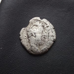 #o061# Roman silver denarius coin of Commodus from 190-191 AD