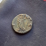 #o189# Roman barbarous issue coin of Tetricus I from 270-280 AD