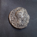 #o178# Roman silver denarius coin of Septimius Severus from 198 AD