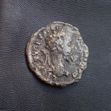 #o178# Roman silver denarius coin of Septimius Severus from 198 AD