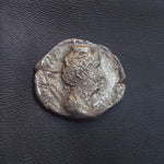 #o073# Roman silver denarius coin of Faustina I from 146-161 AD