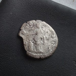 #o296# Roman silver denarius coin of Antoninus Pius from 154 AD