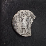 #o107# Roman silver denarius coin of Antoninus Pius from 140-143 AD