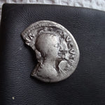 #o081# Roman silver denarius coin of Faustina II from 161-175 AD