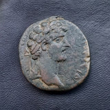 #p273# Roman provincial bronze coin of Commodus, 177-180 AD (Cyrrhus)