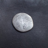 #p549# Roman Republican quinarius coin of Cn. L. Clodianus from 88 BC