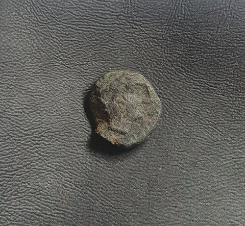 #e433# Greek bronze ae10 coin from Seleucid King Antiochus III, 222-187 BC