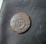 #L849# Roman bronze coin issued by Constantine II from 323-324 AD