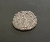 #e599# Roman Antoninianus coin of Gallienus from 260-268 AD (Aesculapius)