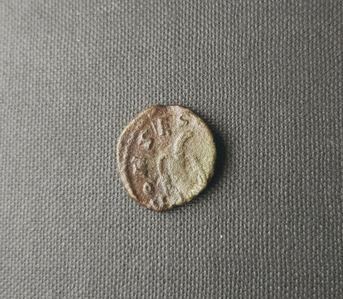 #g360# Roman posthumous Antoninianus coin of Claudius II from 270 AD