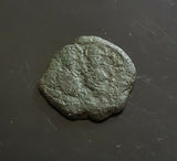 #e818# Byzantine 1/2 follis coin of Justin II from 565-578 AD