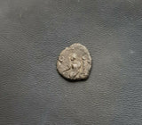 #i577# Roman barbarous issue coin of Tetricus I from 271-274 AD