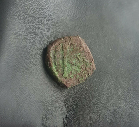 #h775# Byzantine 1/2 follis coin of Justin II from 565-578 AD